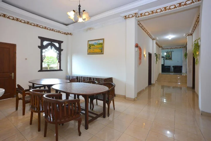 Батуретно: OYO 586 Hotel Wijaya