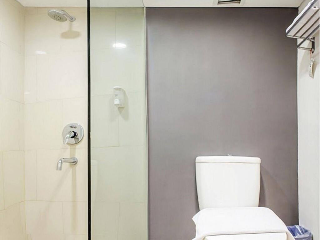 Джакарта: 1O1 URBAN Jakarta Kelapa Gading