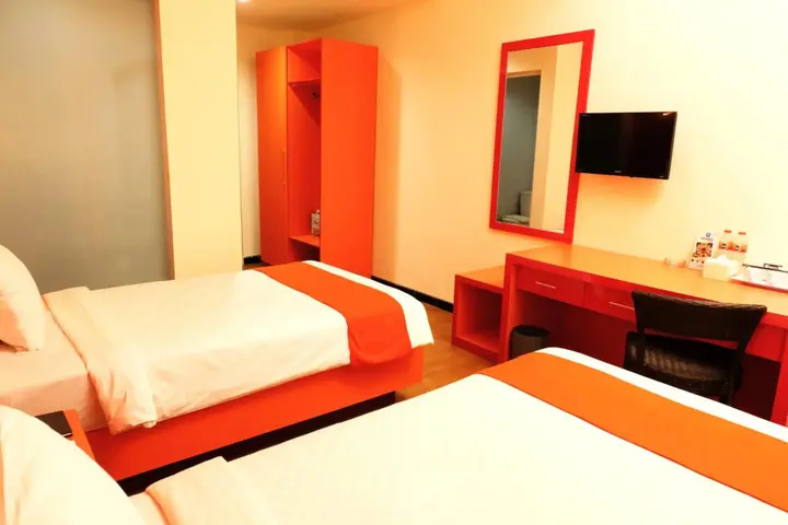 Сурабая: Halogen Hotel