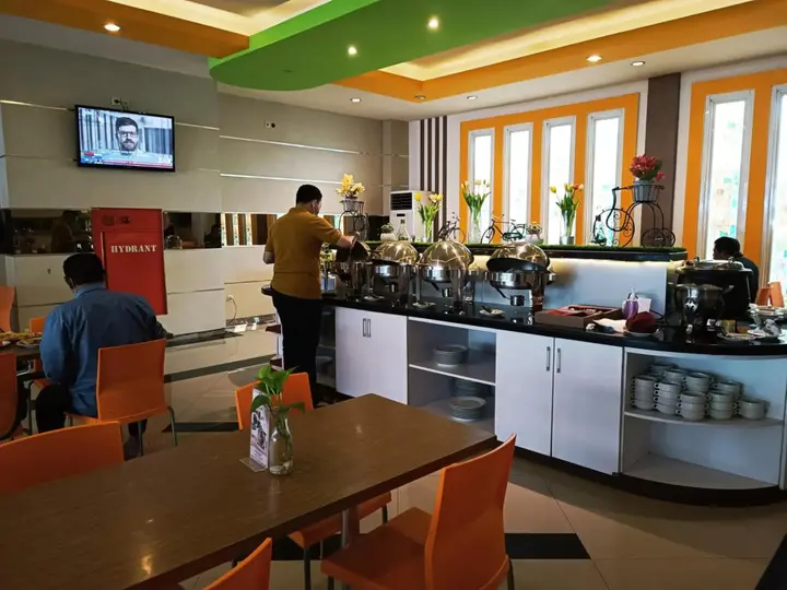Сурабая: Halogen Hotel