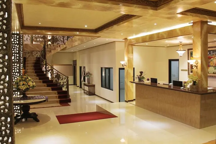Маланг: Zam Zam Hotel