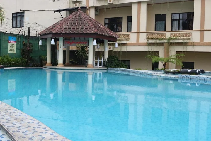 Маланг: Zam Zam Hotel