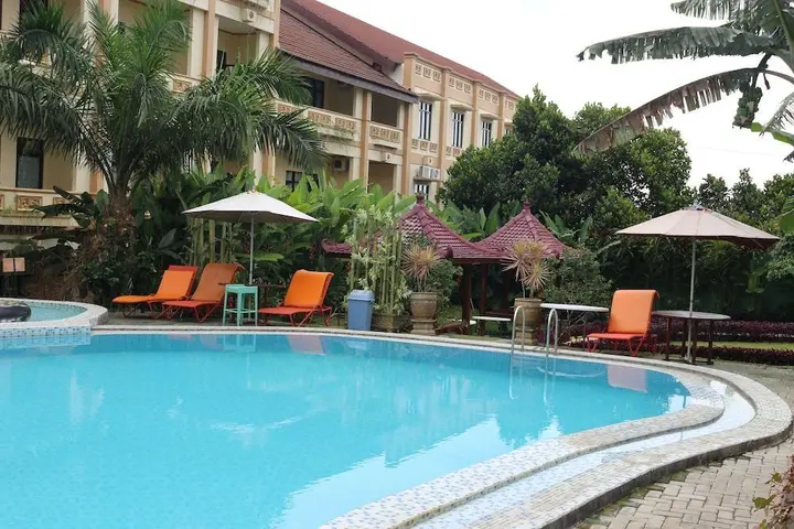Маланг: Zam Zam Hotel
