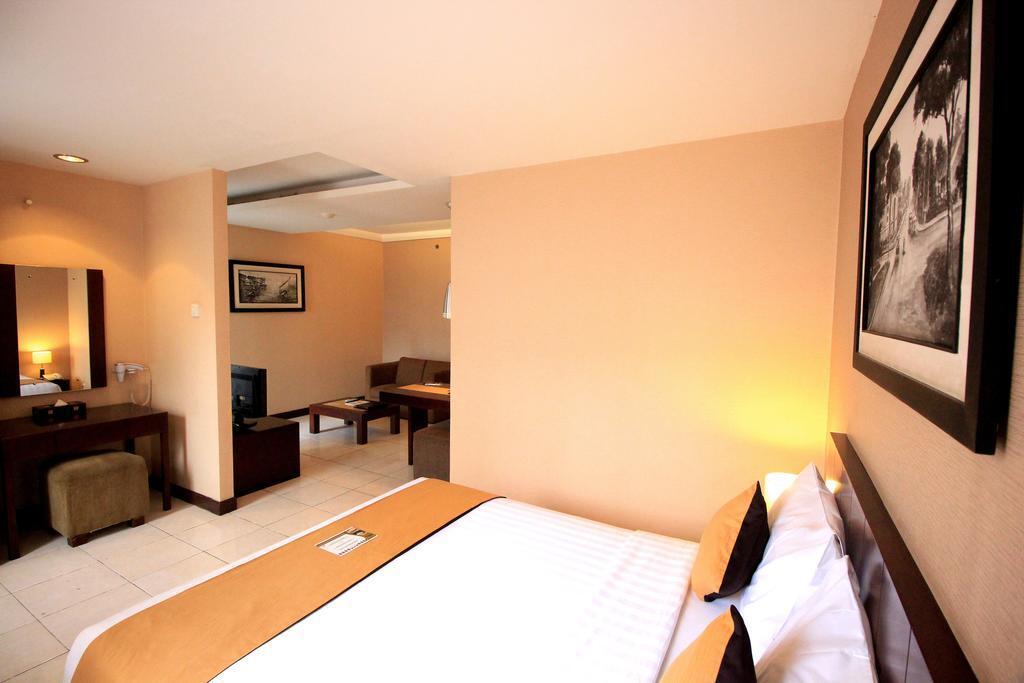 Бандунг: The Majesty Business and Family Hotel