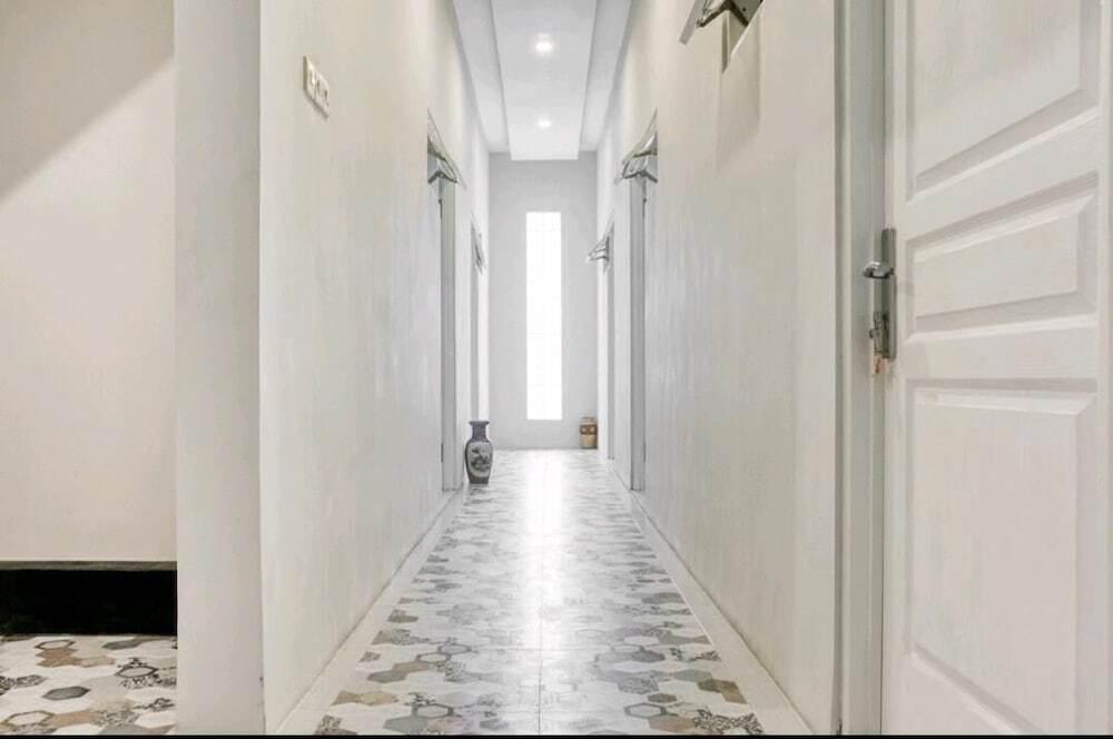 Маланг: De Cengger Guest House