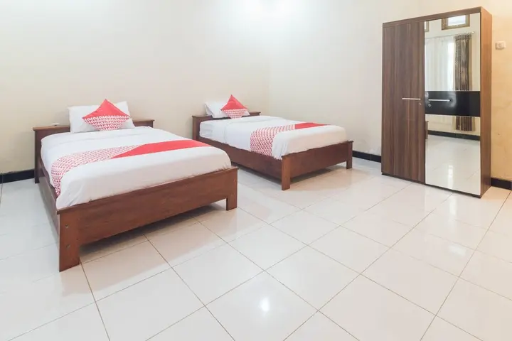 Амбон: OYO 1688 Collin Beach Hotel