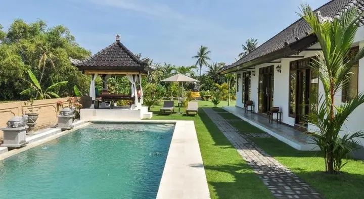 Табанан: Agung Village
