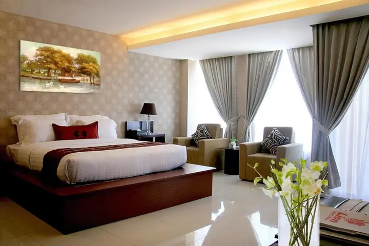 Манадо: Lion Hotel & Plaza