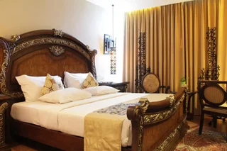 Суракарта: The Royal Surakarta Heritage - Handwritten Collection