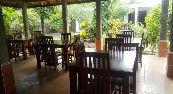 Бира: Hotel Patma Bira