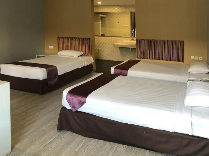 Сурабая: Hotel Sinar 1