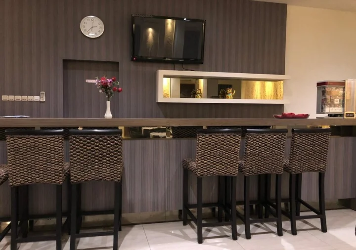 Сурабая: Hotel Sinar 1