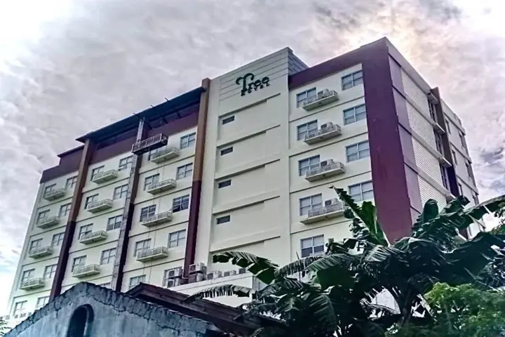 Макассар: Tree hotel