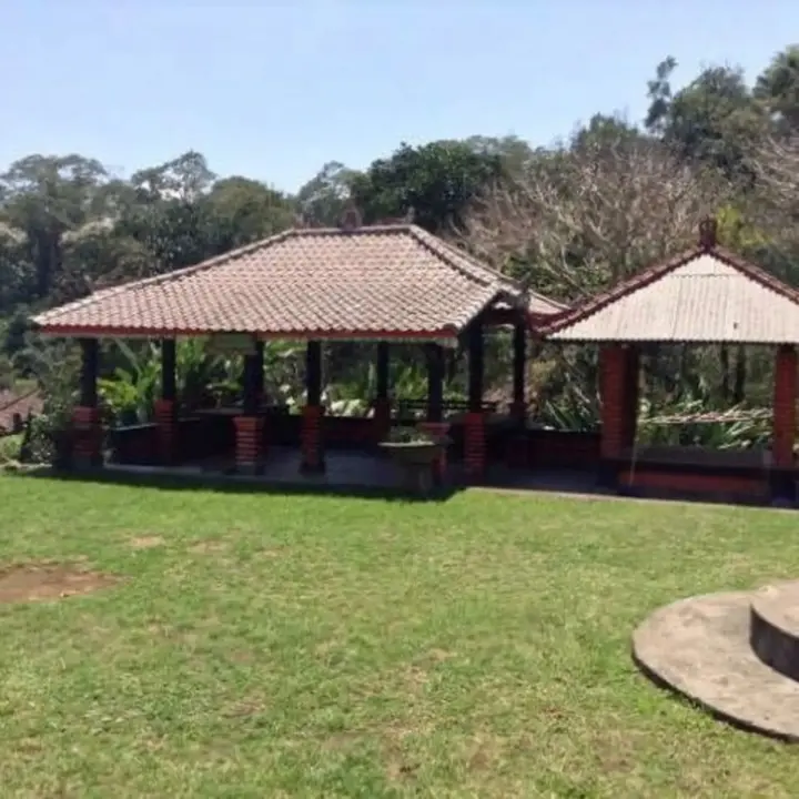 Батурити: Villa Sinta