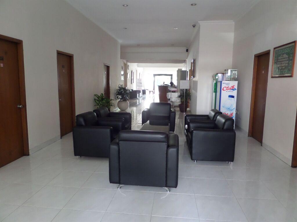 Суракарта: Arini Hotel