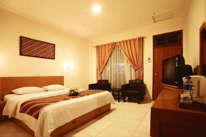 Суракарта: Arini Hotel