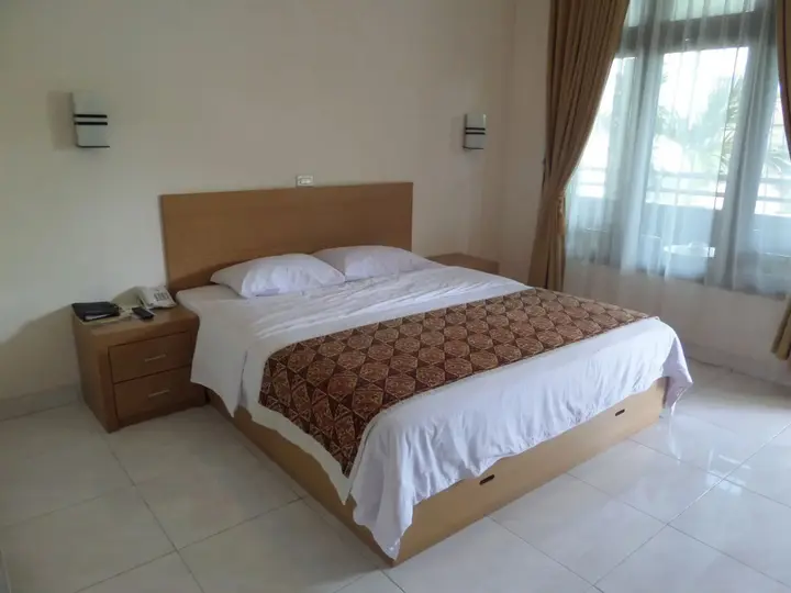 Суракарта: Arini Hotel