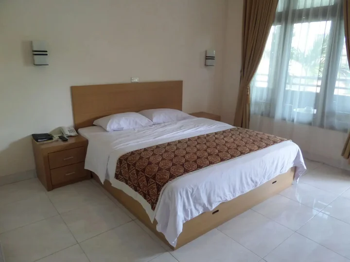 Суракарта: Arini Hotel