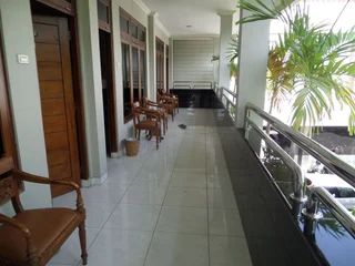 Суракарта: Arini Hotel