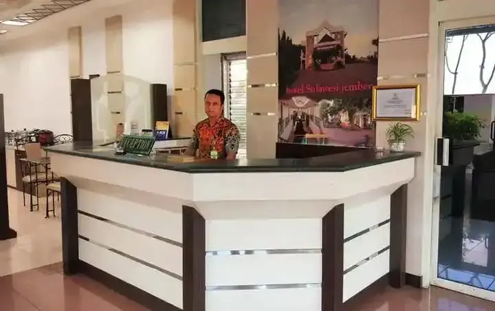 Джембер: Hotel Sulawesi Jember