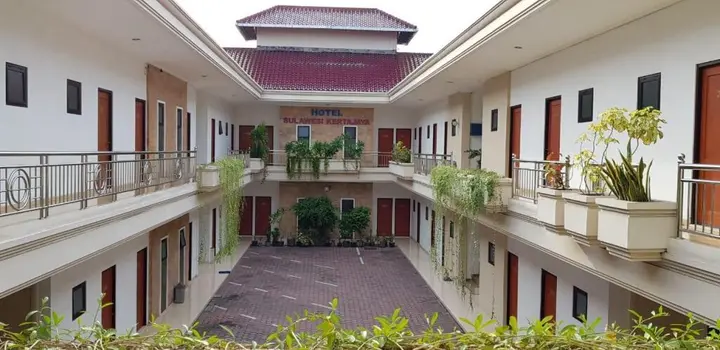 Сурабая: Hotel Sulawesi Kertajaya