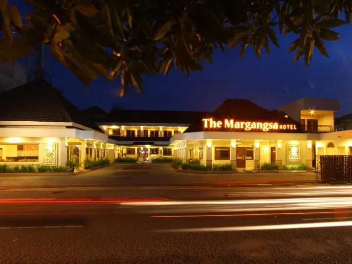 Суракарта: The Margangsa Hotel