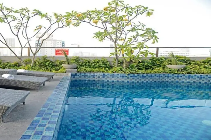 Сурабая: Crown Prince Hotel Surabaya