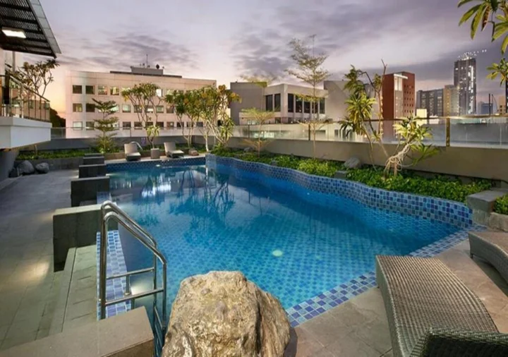 Сурабая: Crown Prince Hotel Surabaya