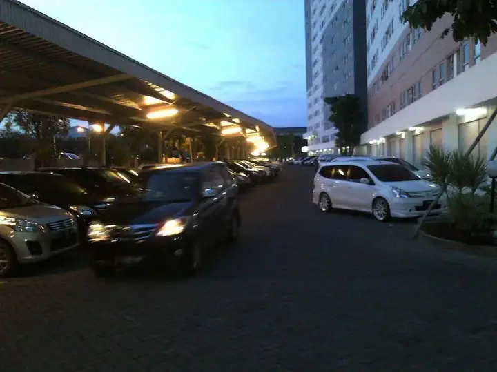 Сурабая: Puncak Permai Surabaya Apartemen unit 1733