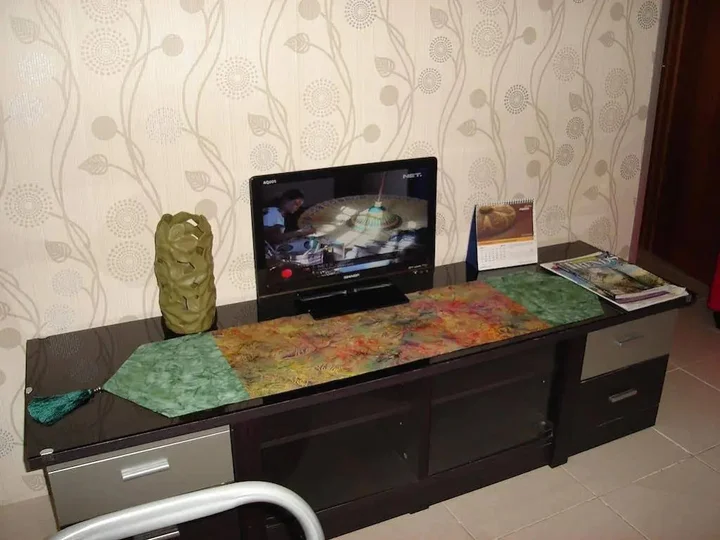 Сурабая: Puncak Permai Surabaya Apartemen unit 1733