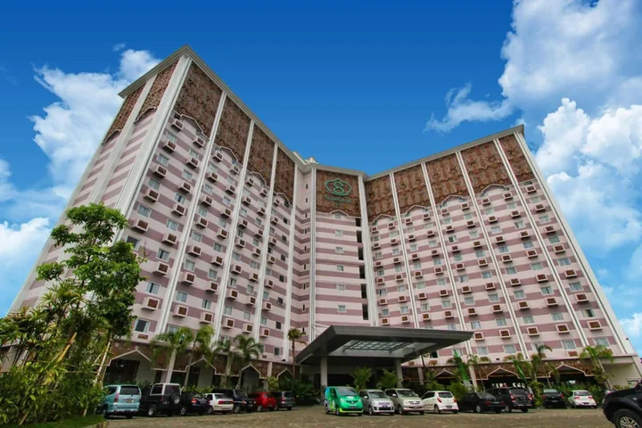 Сукохарджо: Syariah Hotel