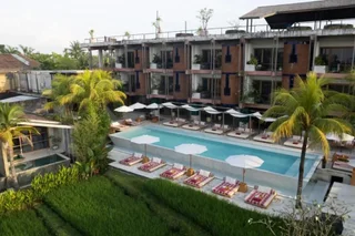 Переренан: Shore Amora Canggu