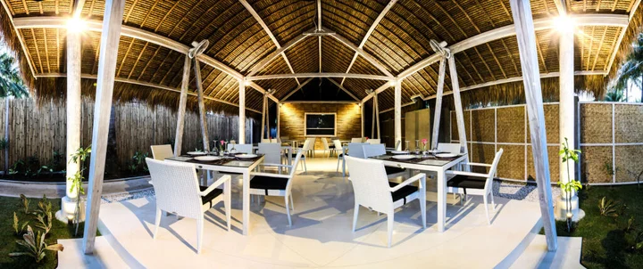 Гили Траванган: Sunset Palms Resort