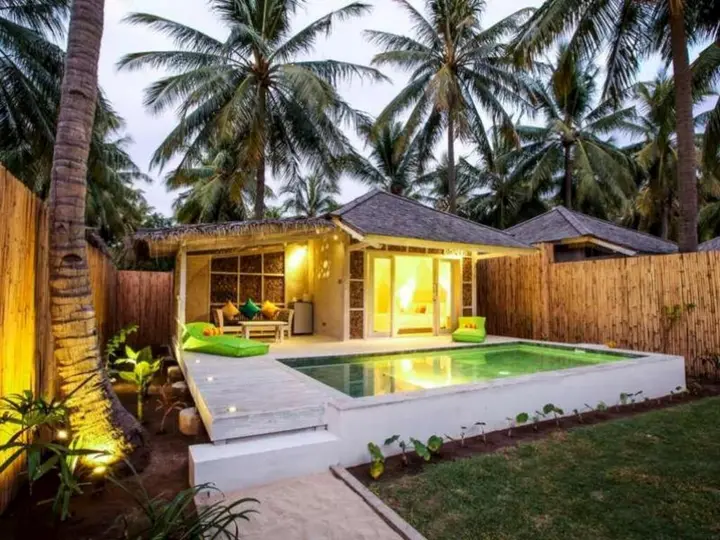 Гили Траванган: Sunset Palms Resort