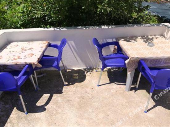Депок: My Home Guesthouse