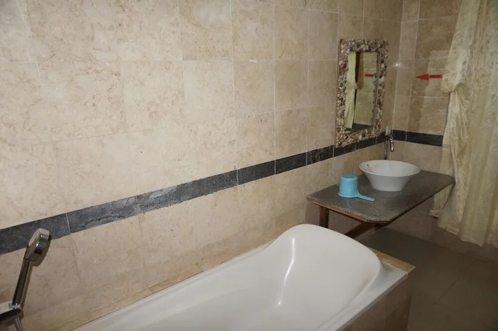 Депок: My Home Guesthouse