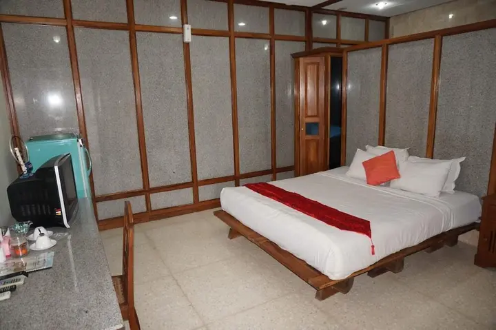 Депок: My Home Guesthouse
