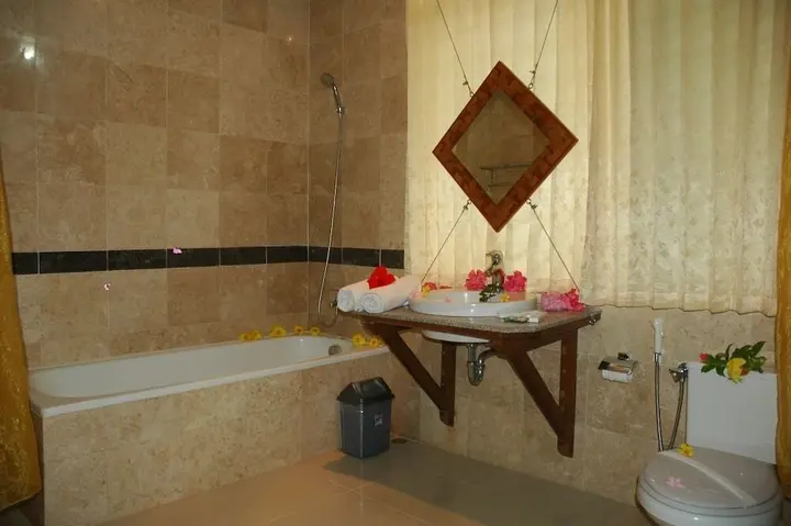 Депок: My Home Guesthouse