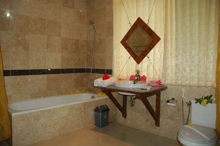 Депок: My Home Guesthouse