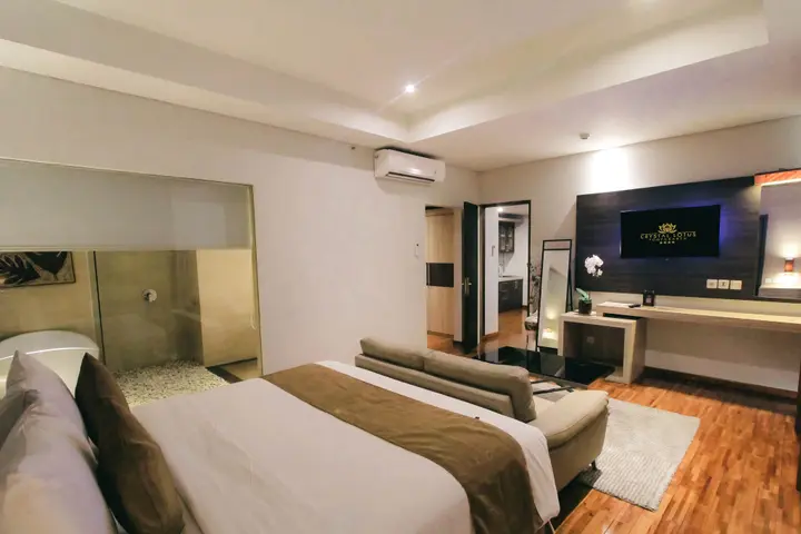 Батуретно: Crystal Lotus Hotel Yogyakarta
