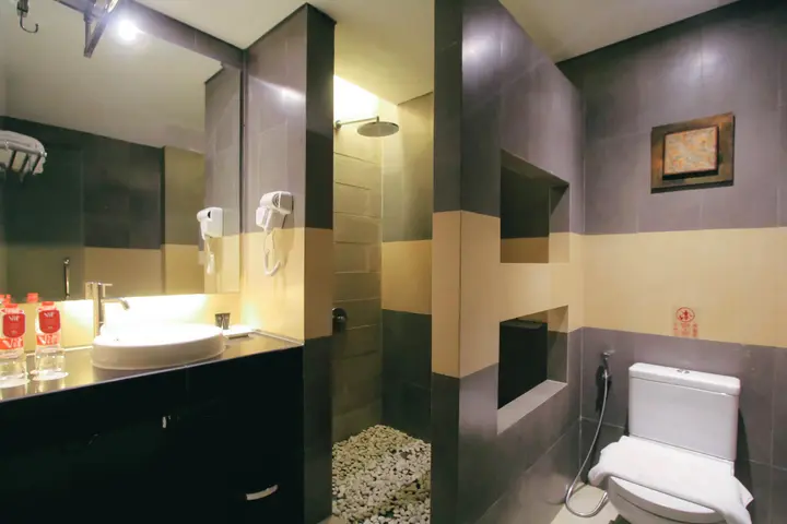 Батуретно: Crystal Lotus Hotel Yogyakarta