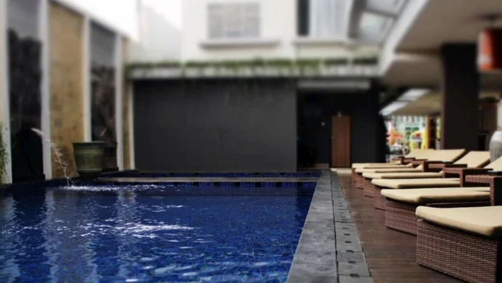Батуретно: Crystal Lotus Hotel Yogyakarta