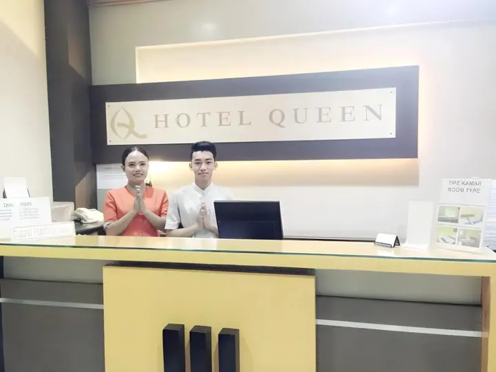 Понтианак: Hotel Queen Pontianak