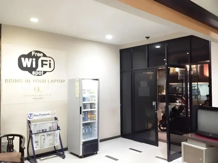 Понтианак: Hotel Queen Pontianak