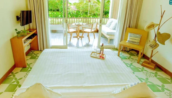 Джимбаран: The Open House Bali