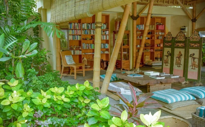 Джимбаран: The Open House Bali
