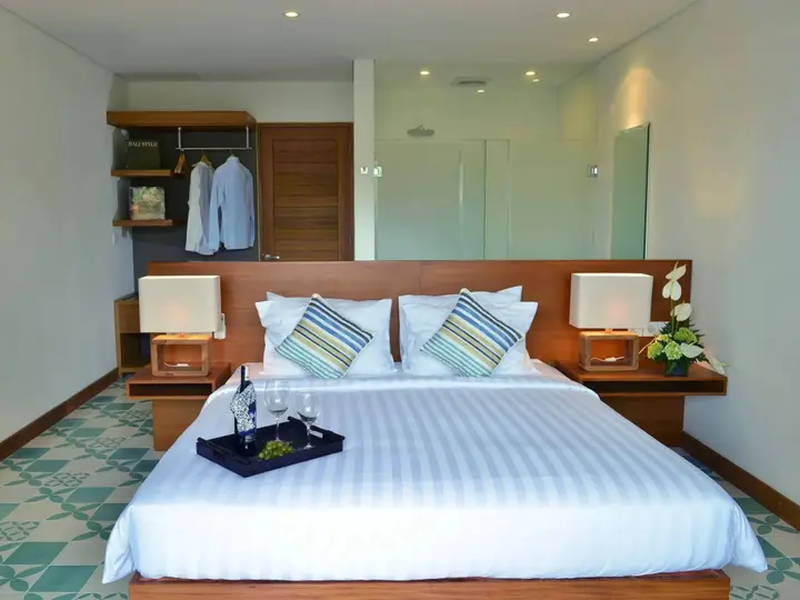 Джимбаран: The Open House Bali