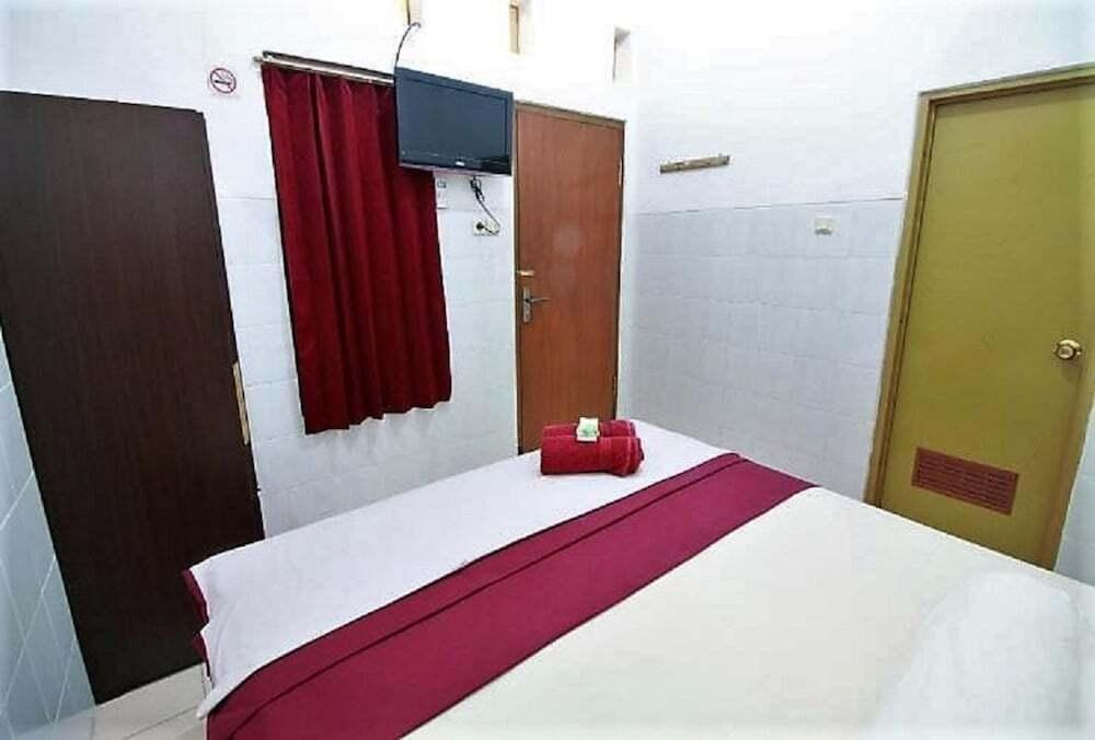 Депок: Setra House