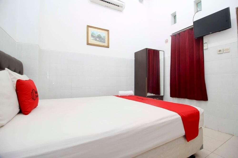 Депок: Setra House