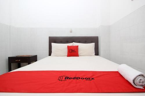 Депок: Setra House